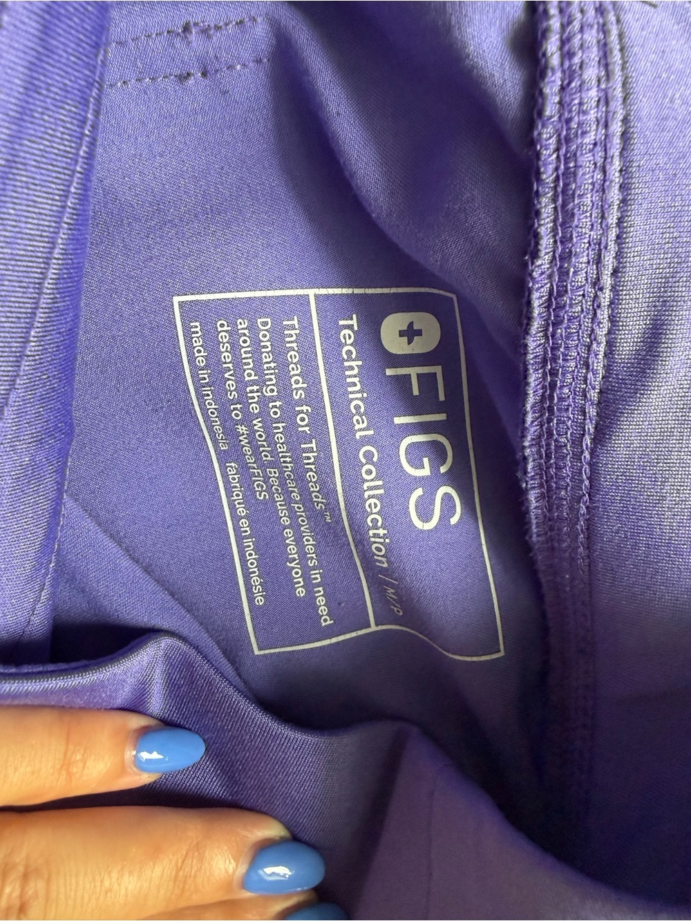 FIGS Women’s Purple Scrub Jogger Set *** see note - Picture 3 of 5